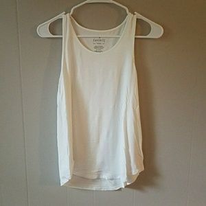 NWOT White Tank AE